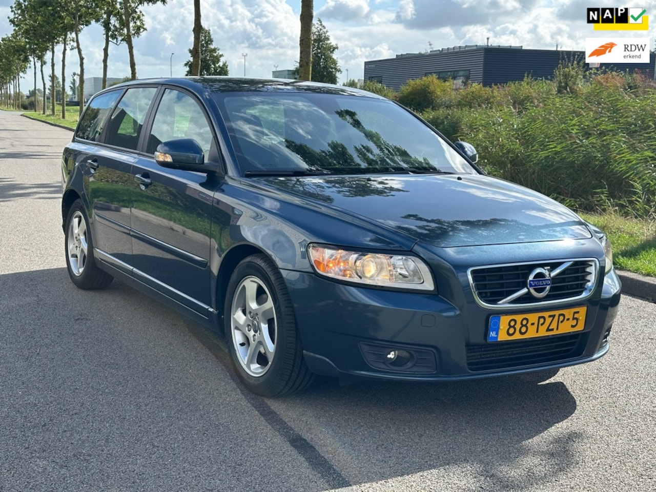Volvo V50 - 1.6 D2 S/S Sport 1.6 D2 S/S Sport - AutoWereld.nl