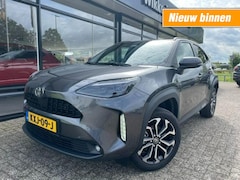 Toyota Yaris - 1.5 HYBRIDE STYLE EDITION/ Adaptive/17/KEYLESS/VERWARMDE STOELEN/STUUR