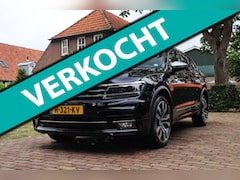 Volkswagen Tiguan Allspace - 2.0 TSI 4Motion Highline Business R 7p. Aut. | 3x R-line | Adaptief | Stoelverwarming | Pa