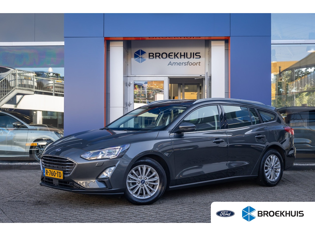 Ford Focus Wagon - 1.0 EcoBoost Hybrid Titanium X Business | Achteruitrijcamera | Apple Carplay/Android Auto - AutoWereld.nl