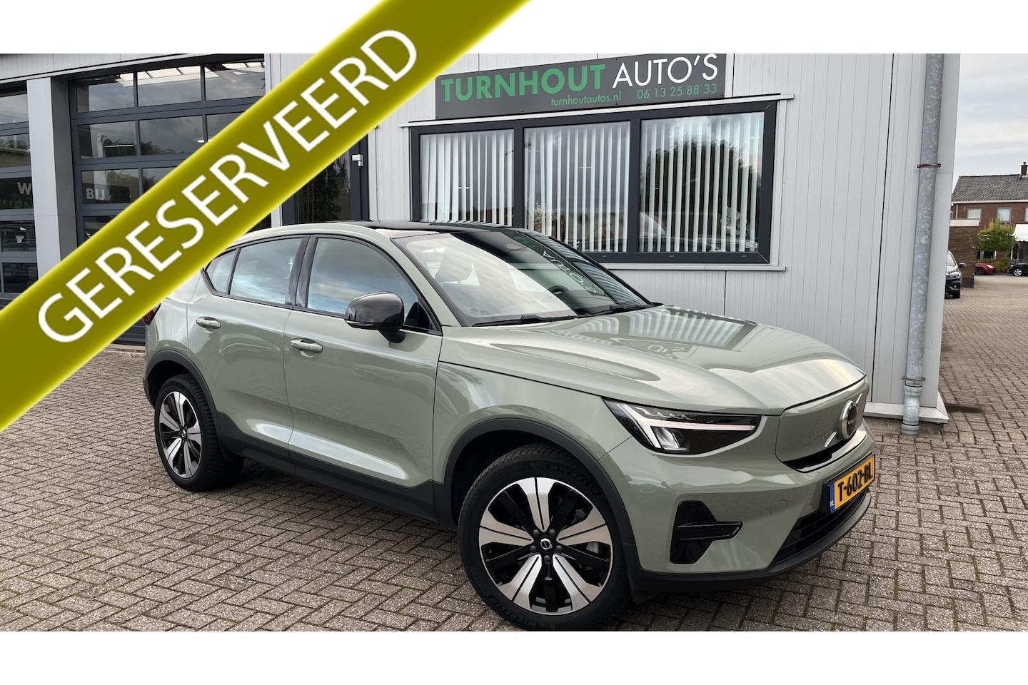 Volvo C40 - Recharge Plus 69 kWh | Panoramadak | achteruitrij camera | keyless entry | stuur verwarmd - AutoWereld.nl