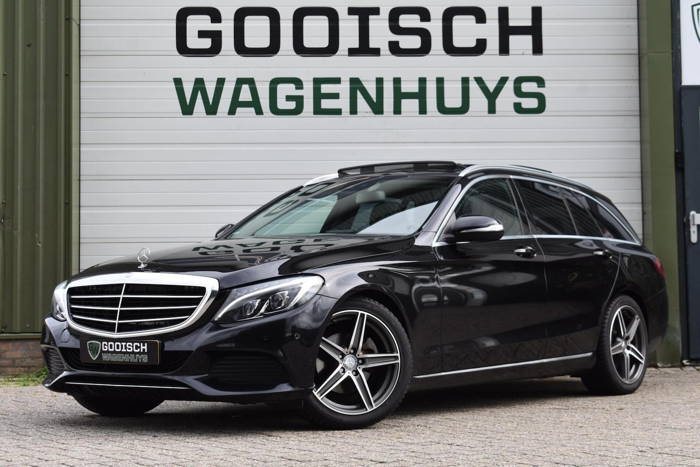 Mercedes-Benz C-klasse Estate - 180 Prestige | Pano | LED | Trekhaak | Stoelverwarming | - AutoWereld.nl