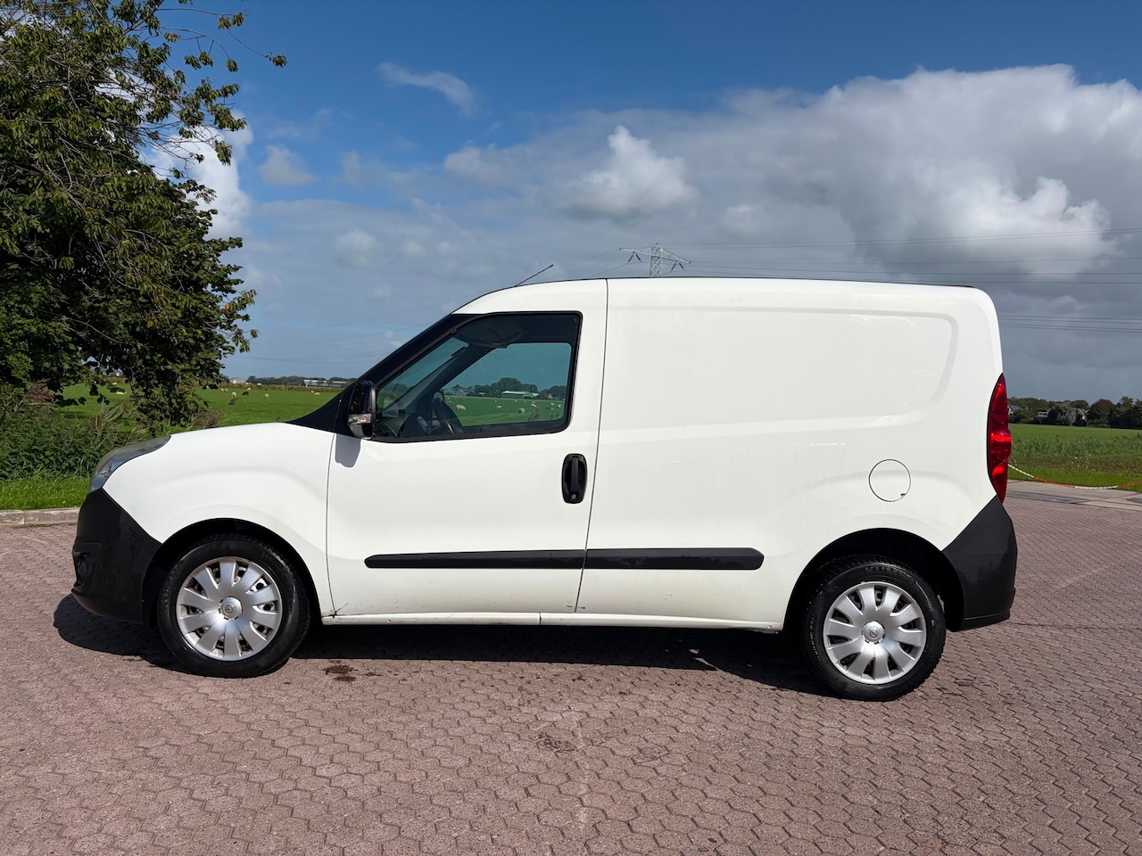 Opel Combo - 1.3 CDTi L1H1 ecoFLEX AIRCO - AutoWereld.nl