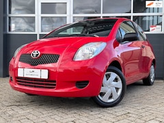 Toyota Yaris - 1.0 VVTi / Nieuwe APK / Nieuwe onderhoudsbeurt