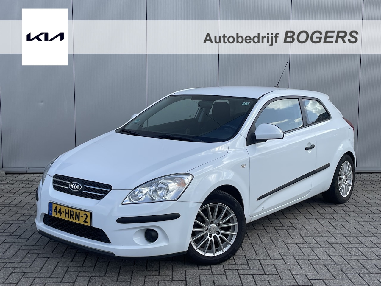 Kia Pro cee'd - 1.4 Fifteen ISG Airco, Lm velgen, Radio CD, Afst.bed c.v., parkeersensoren achter - AutoWereld.nl
