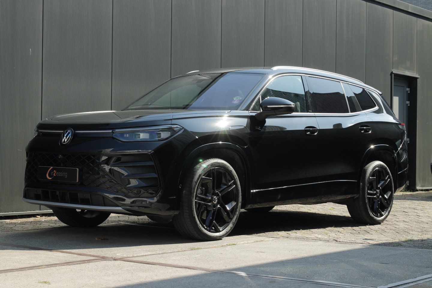 Volkswagen Tayron - 1.5 eHybrid R-Line Edition 272pk 2025 Pano Harman Kardon Trekhaak - AutoWereld.nl