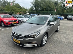 Opel Astra Sports Tourer - 1.0 Online Edition , navigatie , pdc voor en achter met camera , trekhaak