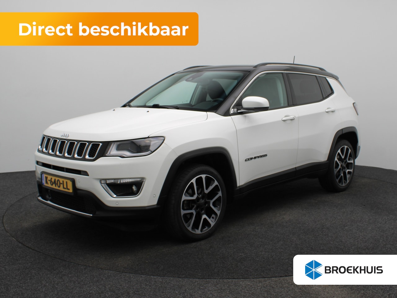 Jeep Compass - 1.3T Limited | Achteruitrijcamera | Trekhaak | Panoramadak | Climate Control | Parkeersens - AutoWereld.nl