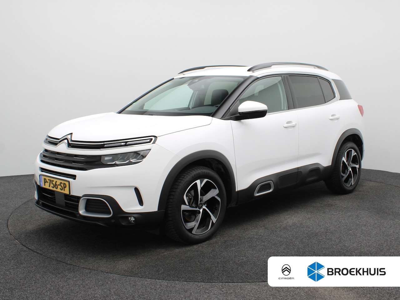 Citroën C5 Aircross - 1.2 PureTech Feel | Cruise Control | Camera | Parkeersensoren | Climate Control | Half Led - AutoWereld.nl
