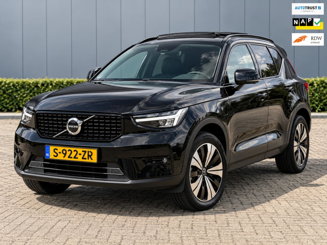 Volvo XC40 - 1.5 T4 Plug-in hybrid Ultimate Dark Full-options! - AutoWereld.nl