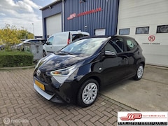 Toyota Aygo - 1.0 VVT-i x-Play