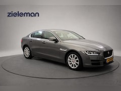 Jaguar XE - Sedan 2.0t Pure Automaat - Navi, Camera, Leer, Stoelverw