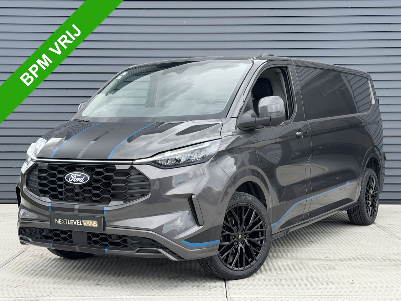 Ford Transit Custom - 320 2.0 TDCI L2H1 Sport AWD 4x4 170 PK | Camera | Dode Hoek | Trekhaak | Elek. Verst. Stoe - AutoWereld.nl