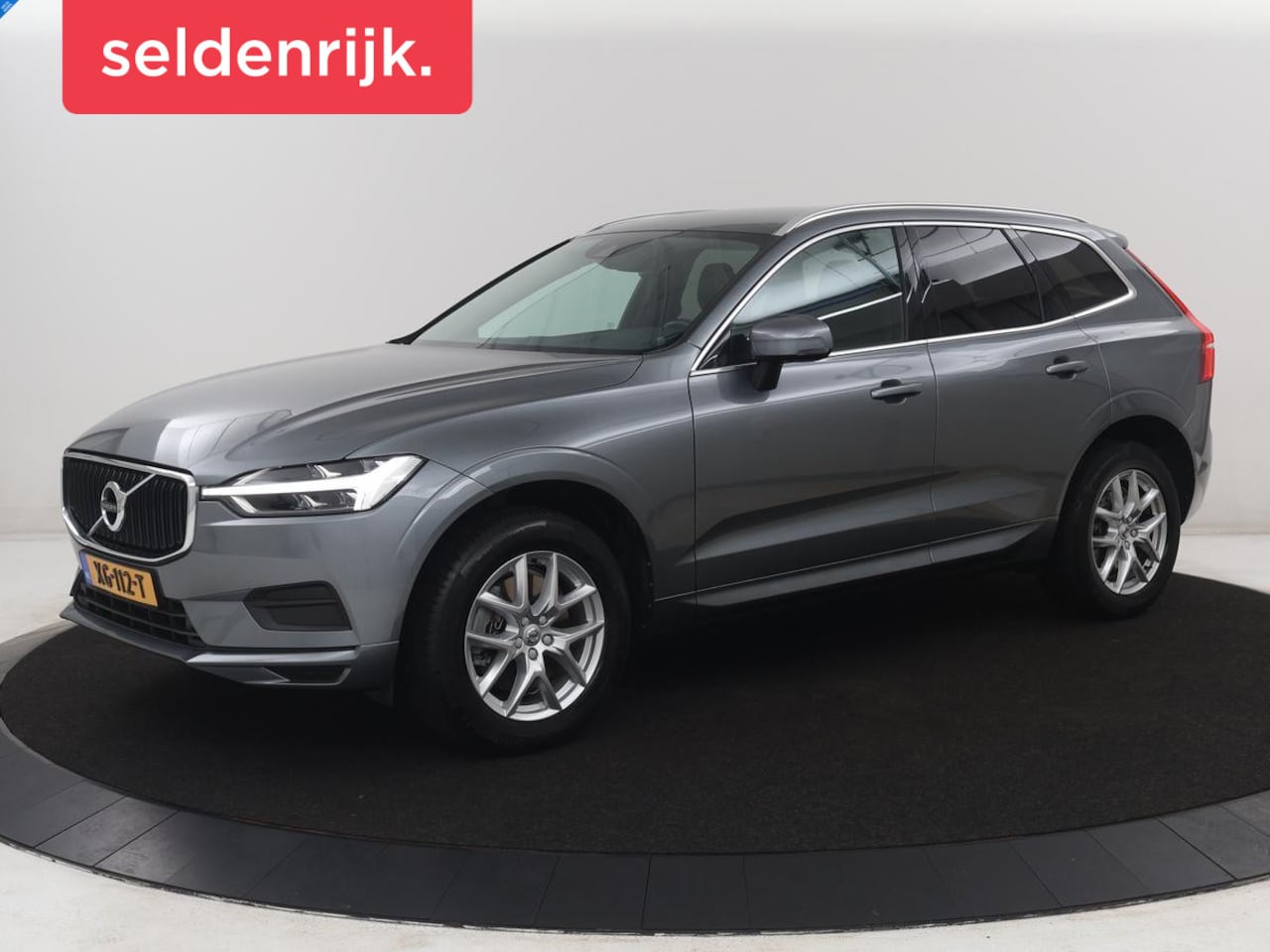 Volvo XC60 - 2.0 T5 Momentum | Trekhaak | Navigatie | Stoelverwarming | LED | - AutoWereld.nl