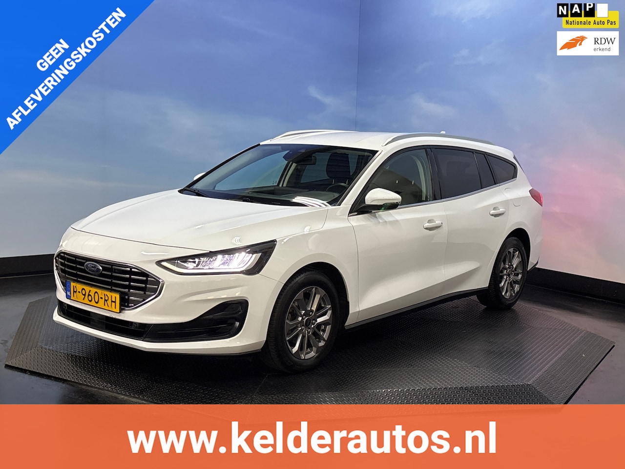 Ford Focus Wagon - 1.0 EcoBoost Hybrid Titanium Navi | Clima | Cruise | PDC | Trekhaak - AutoWereld.nl