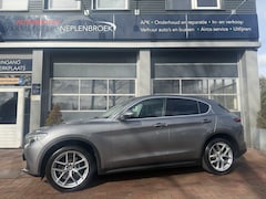 Alfa Romeo Stelvio - 2.0 T AWD Veloce AWD Super First Edition 280 PK Leder Camera Keyless Stoel/Stuurverw. Elek