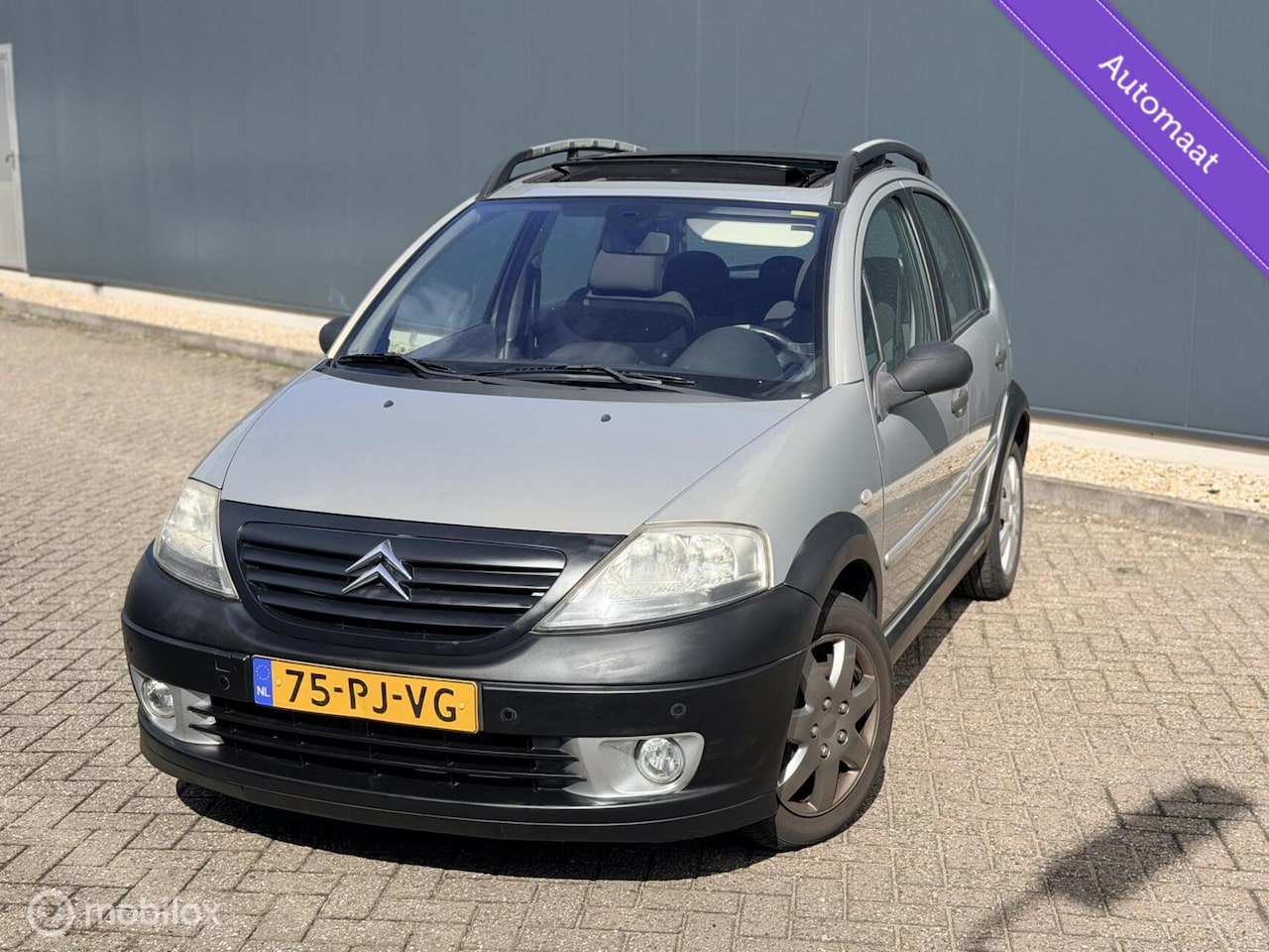 Citroën C3 - 1.4i-16V AUTOMAAT/NAP/PANO/CLIMA - AutoWereld.nl