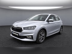 Skoda Fabia - 1.0 TSI Essence Cruise control / PDC / LED / LMV Rijdende demonstratieauto, bezichtiging o