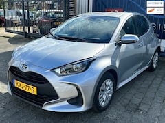 Toyota Yaris - 1.5 Hybrid 115 Business / APPLE CARPLAY / CAMERA / AIRCO / FABRIEKSGARANTIE