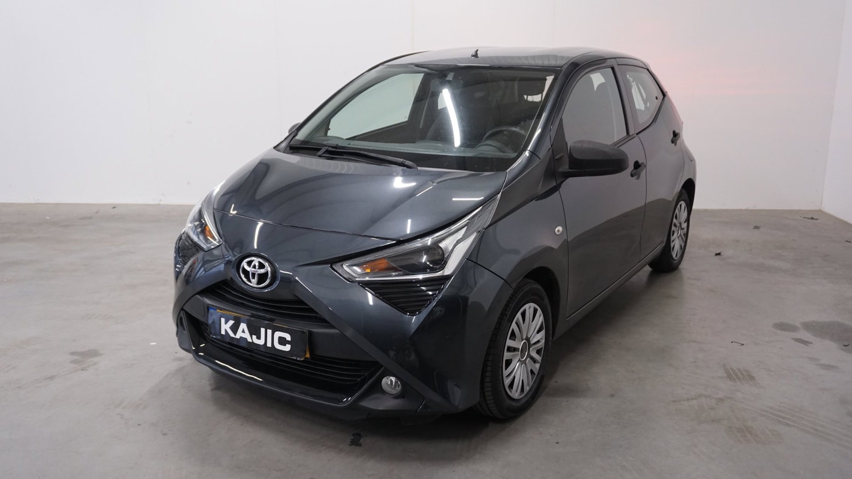 Toyota Aygo - 1.0 VVT-i x-fun 1.0 VVT-i x-fun - AutoWereld.nl