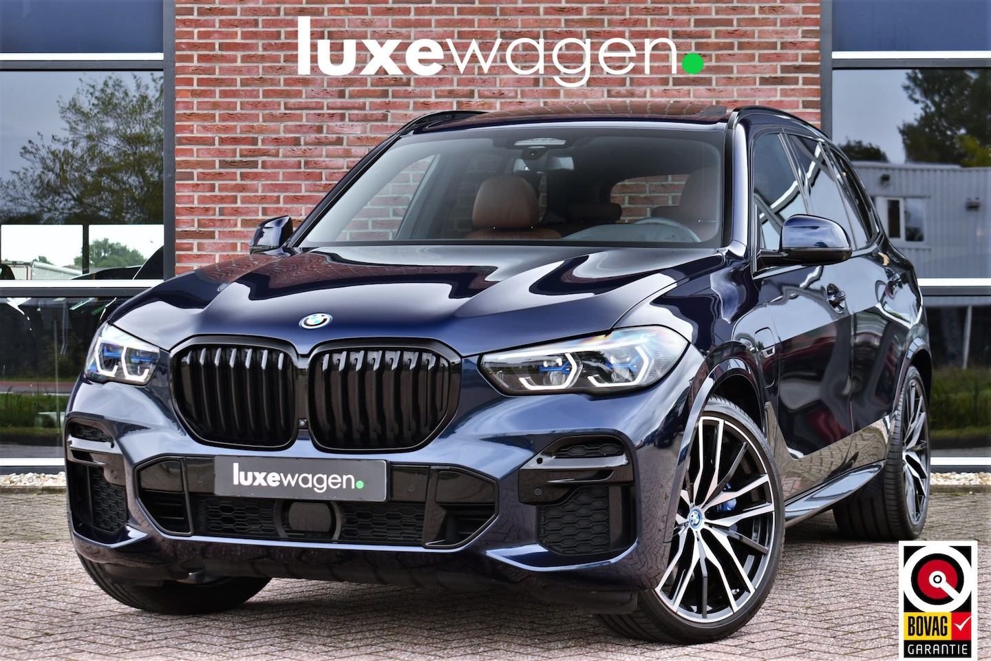 BMW X5 - xDrive45e M-Sport Skylounge Trekh ACC 4WS 360 Comf-zetel 22inch - AutoWereld.nl