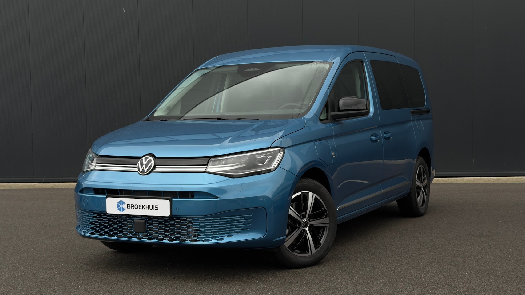 Volkswagen Caddy Maxi - Style 1.5 eHybrid | Trekhaak voorbereiding | 7-Zits | 4-Seizoenen banden | App Connect - AutoWereld.nl