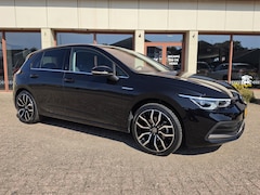 Volkswagen Golf - 1.5 eTSI Style edition | Clima | Navi | ACC | Virtual |