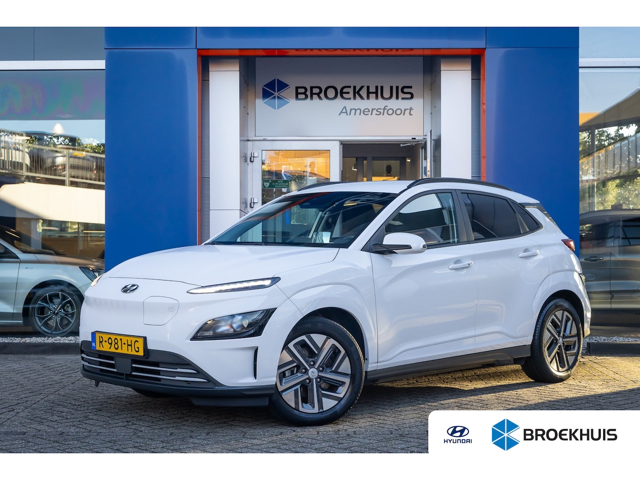 Hyundai Kona Electric - EV Fashion 39 kWh | Trekhaak | Apple Carplay/Android Auto | Achteruitrijcamera | Head-up | - AutoWereld.nl