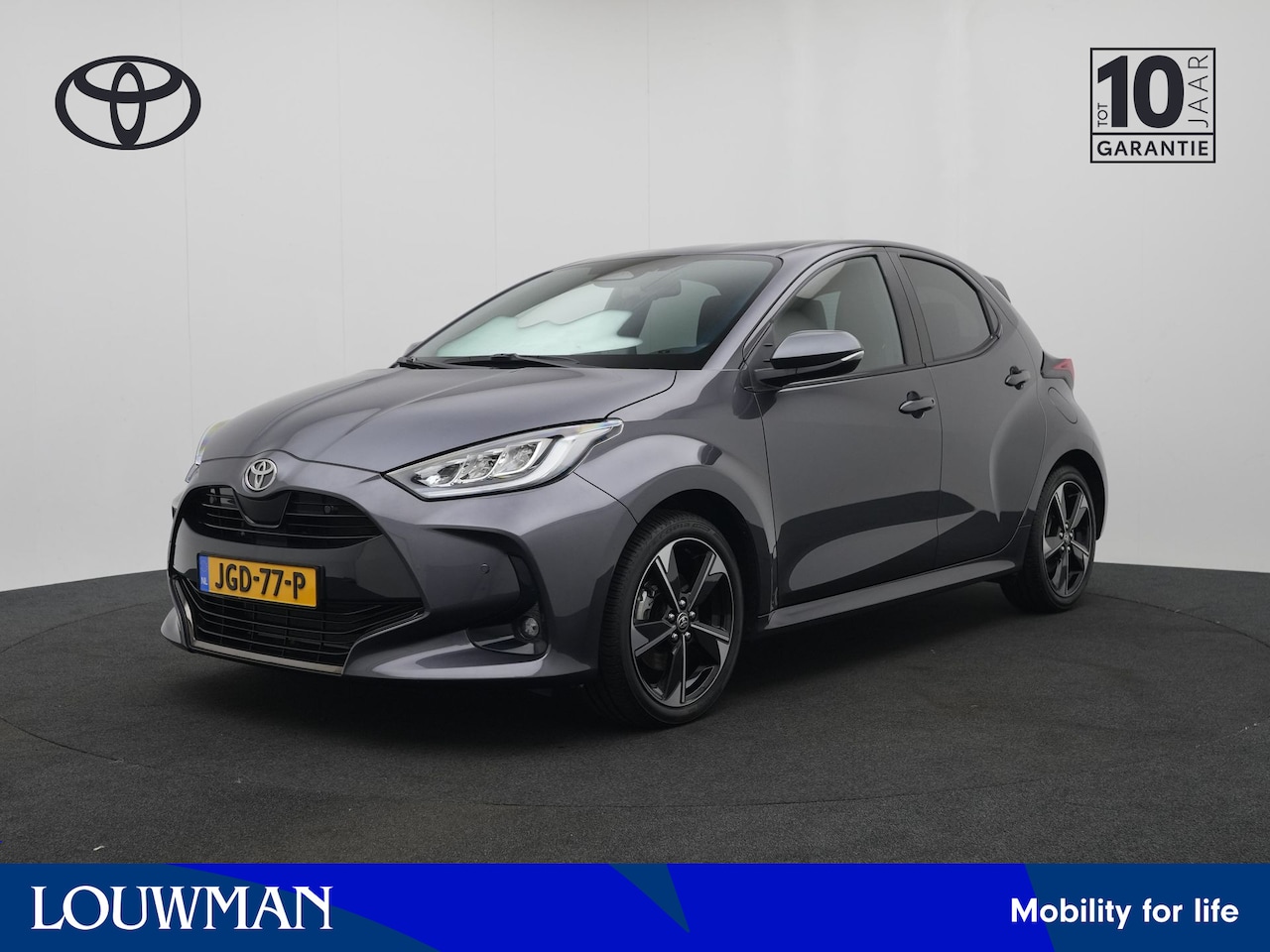 Toyota Yaris - 1.5 Hybrid 130 Executive | Parkeersensoren V+A | Blindspot | Stuur-Stoelverwarming | - AutoWereld.nl