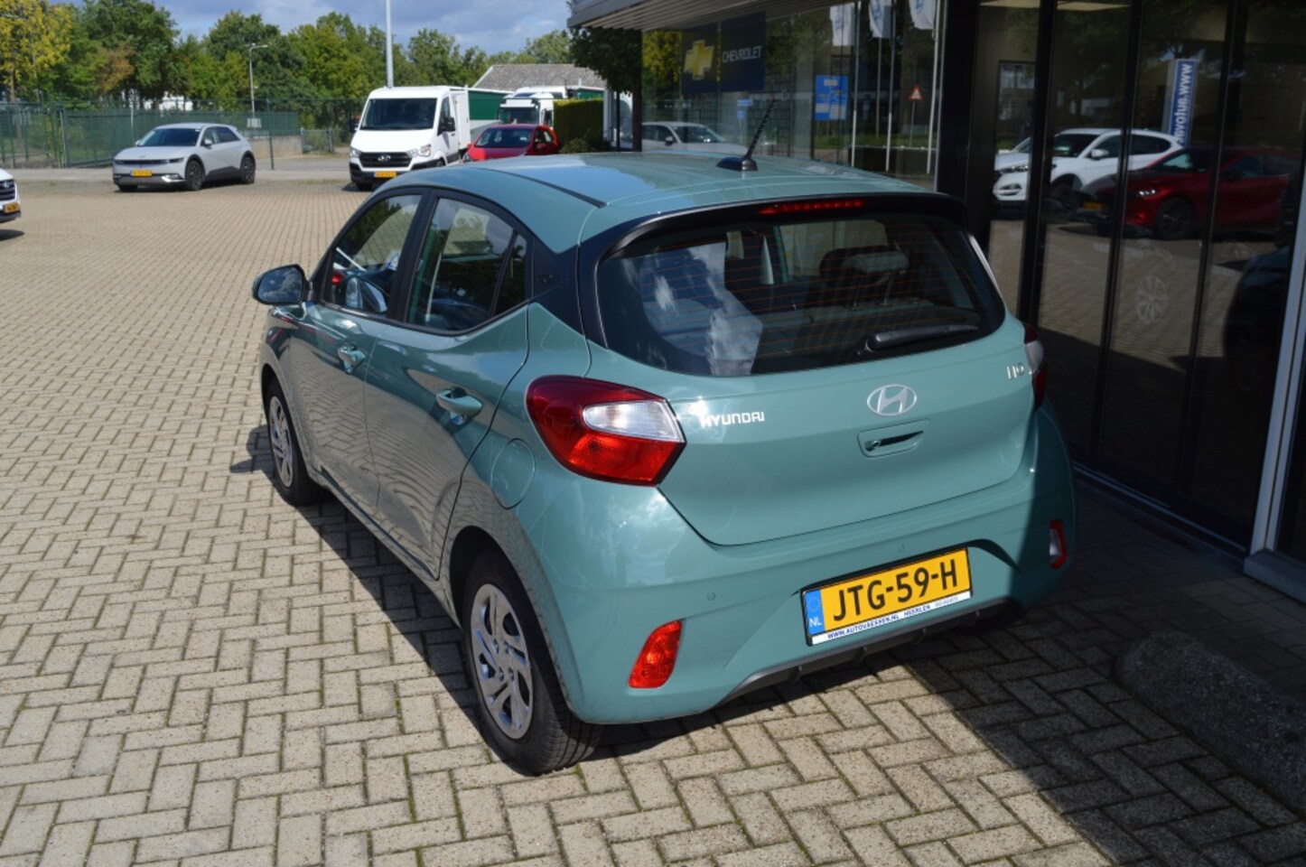 Hyundai i10 - 1.0 Comfort Automaat NL-auto Navi Camera PDC all weathers