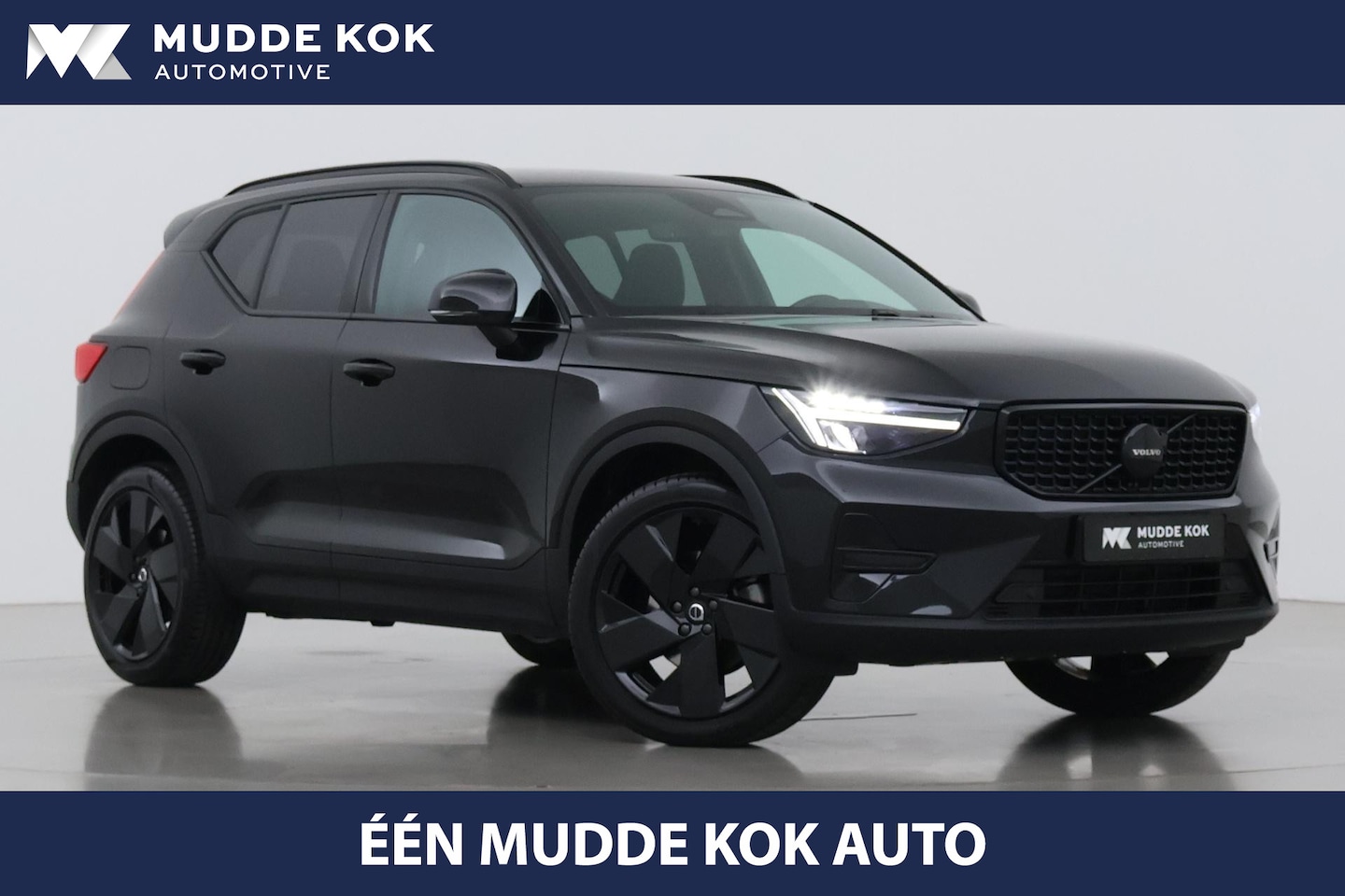 Volvo XC40 - 2.0 B3 Plus Black Edition | Harman/Kardon | Pilot Assist | Camera | BLIS | Memory | Stoel+ - AutoWereld.nl