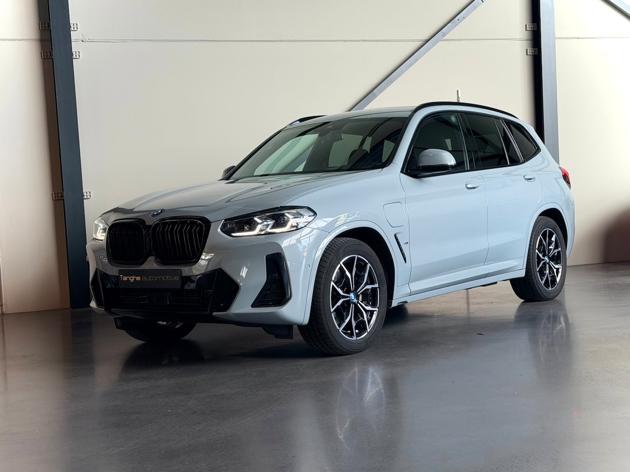 BMW X3 - XDrive30e M-Seats,Trekhaak,ACC,Laser,HUD,Harman Kardon - AutoWereld.nl