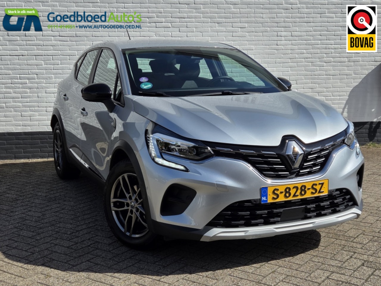 Renault Captur - 1.3 TCe Zen Automaat | Parkeersensoren v+a | Trekhaak | Carplay - AutoWereld.nl