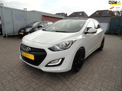 Hyundai i30 - 1.6 CRDi i-Vision NAVI CLIMA