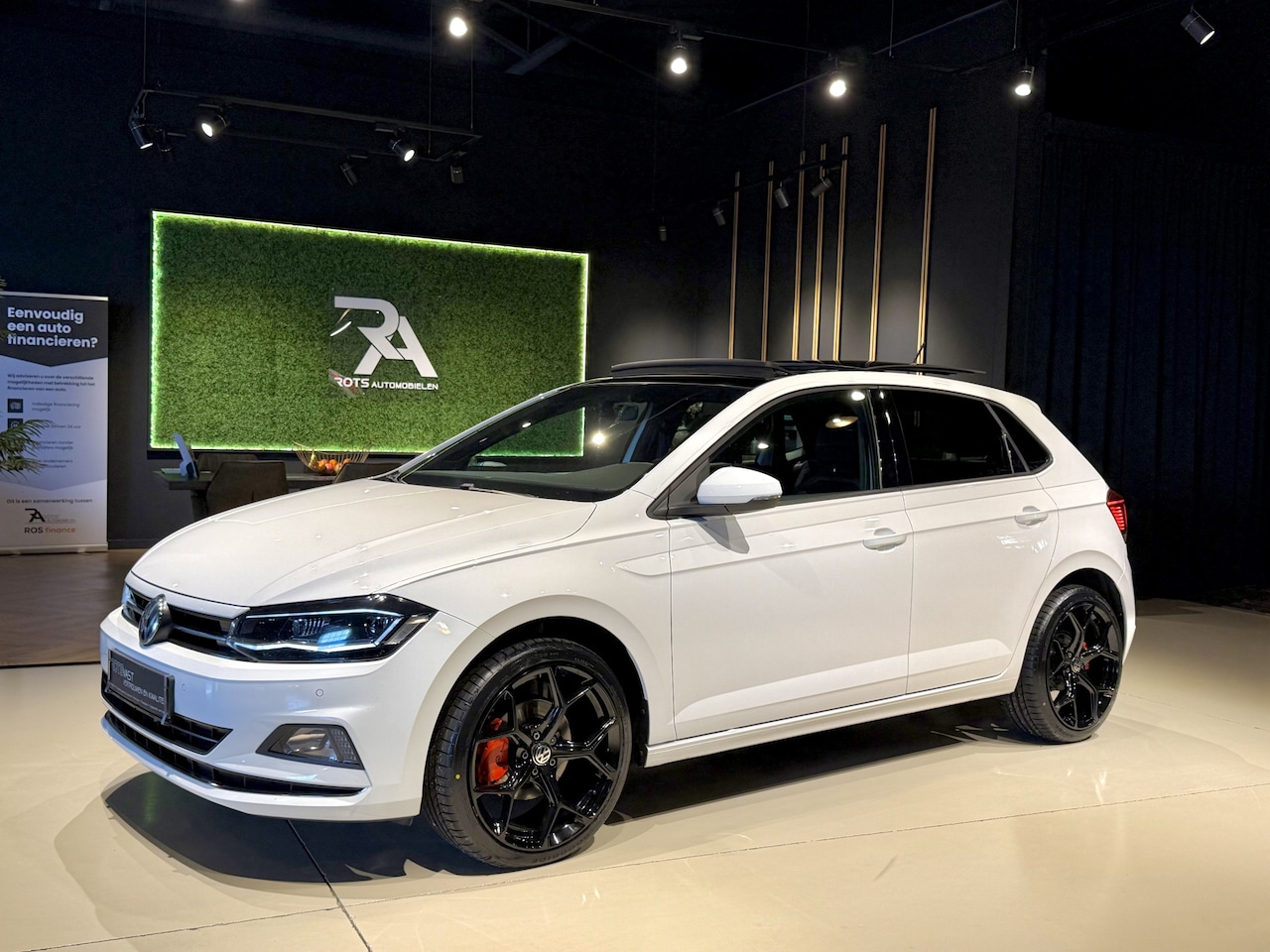 Volkswagen Polo - 1.0 TSI Highline DSG Pano|Navi|LED|Leer Wit! - AutoWereld.nl