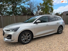 Ford Focus Wagon - 1.0 EcoBoost Hybrid ST Line X Automaat & AGR & Winterpakket & Camera