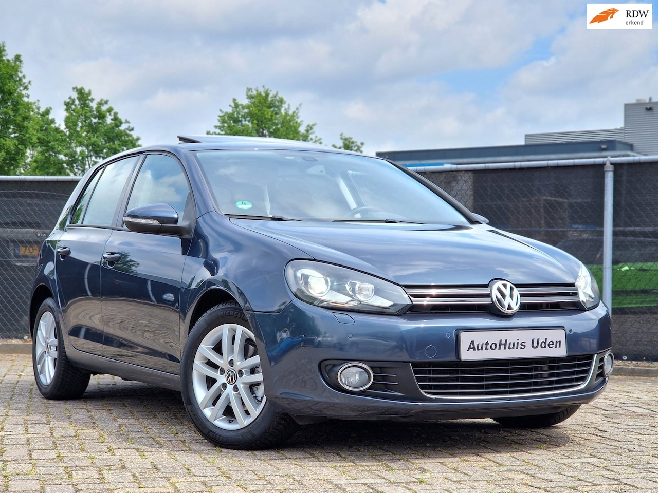 Volkswagen Golf - 1.4 TSI Highline*Automaat*Dak*Navi*Pdc* - AutoWereld.nl