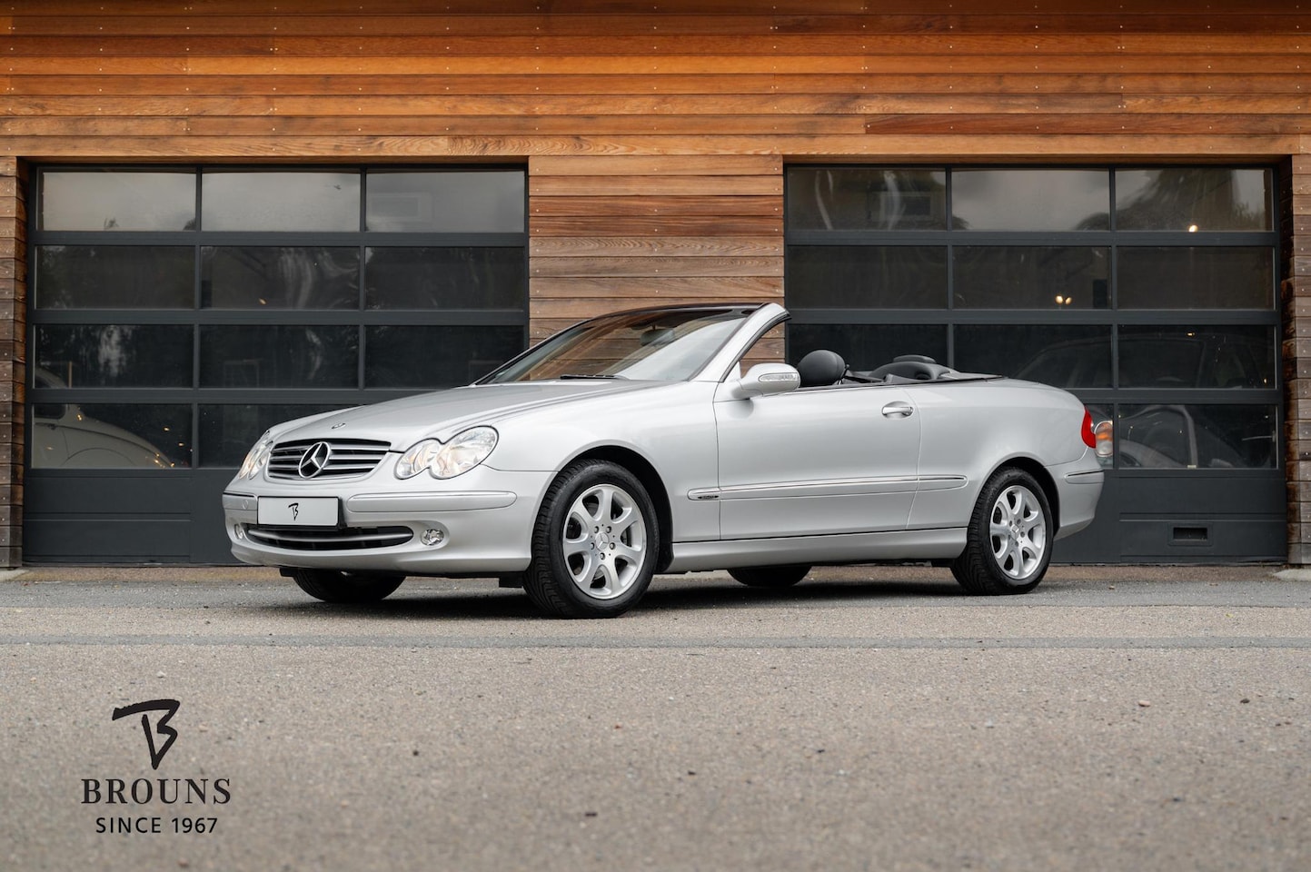 Mercedes-Benz CLK-klasse Cabrio - 200K Elegance | 2e eig. | Dealeronderhouden - AutoWereld.nl
