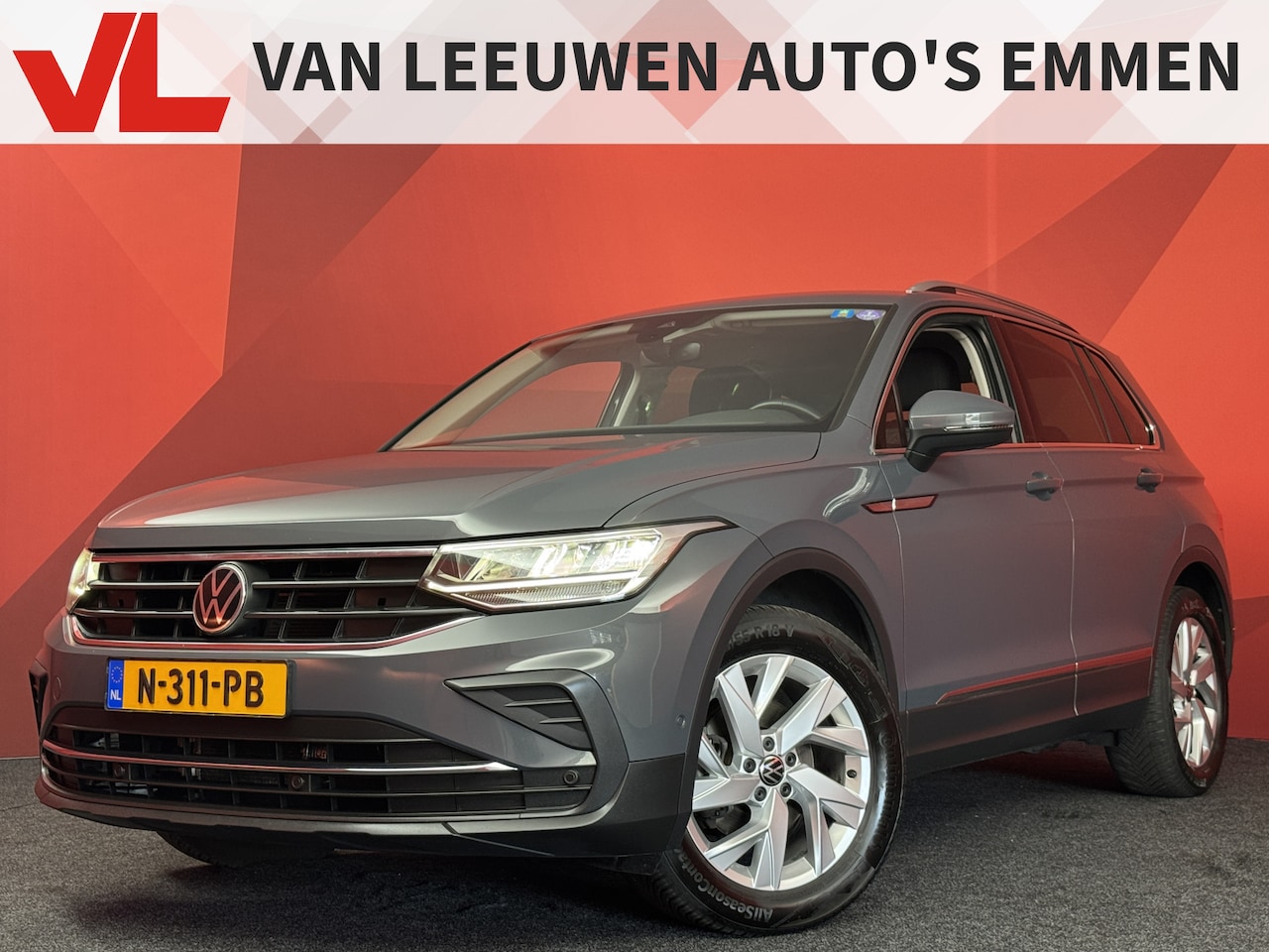 Volkswagen Tiguan - 1.5 TSI Life Business | Navigatie | Adaptief Cruise | Stoel/Stuur Ver. | Trekhaak - AutoWereld.nl