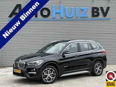 BMW X1 - sDrive20i xLine Leder Panoramadak HiFi Pakket Head-Up Display PDC Afn. Trekhaak Sportstoel
