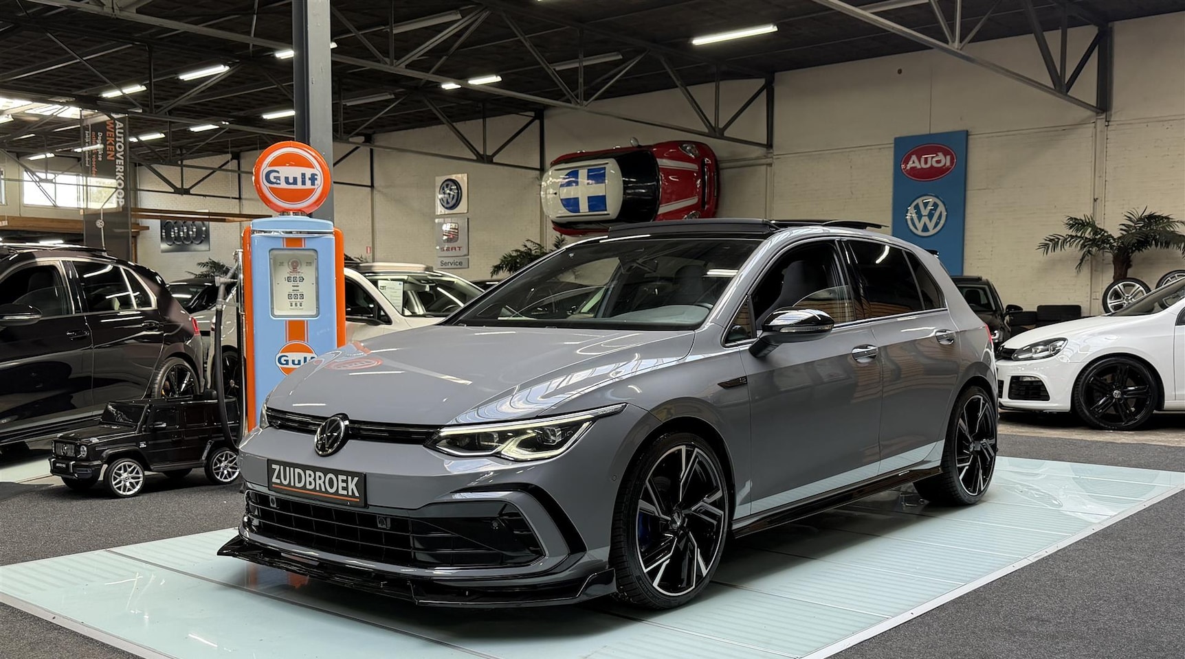 Volkswagen Golf - 1.5 eTSI R-Line | Vol optie | Pano | H&K | Maxton - AutoWereld.nl