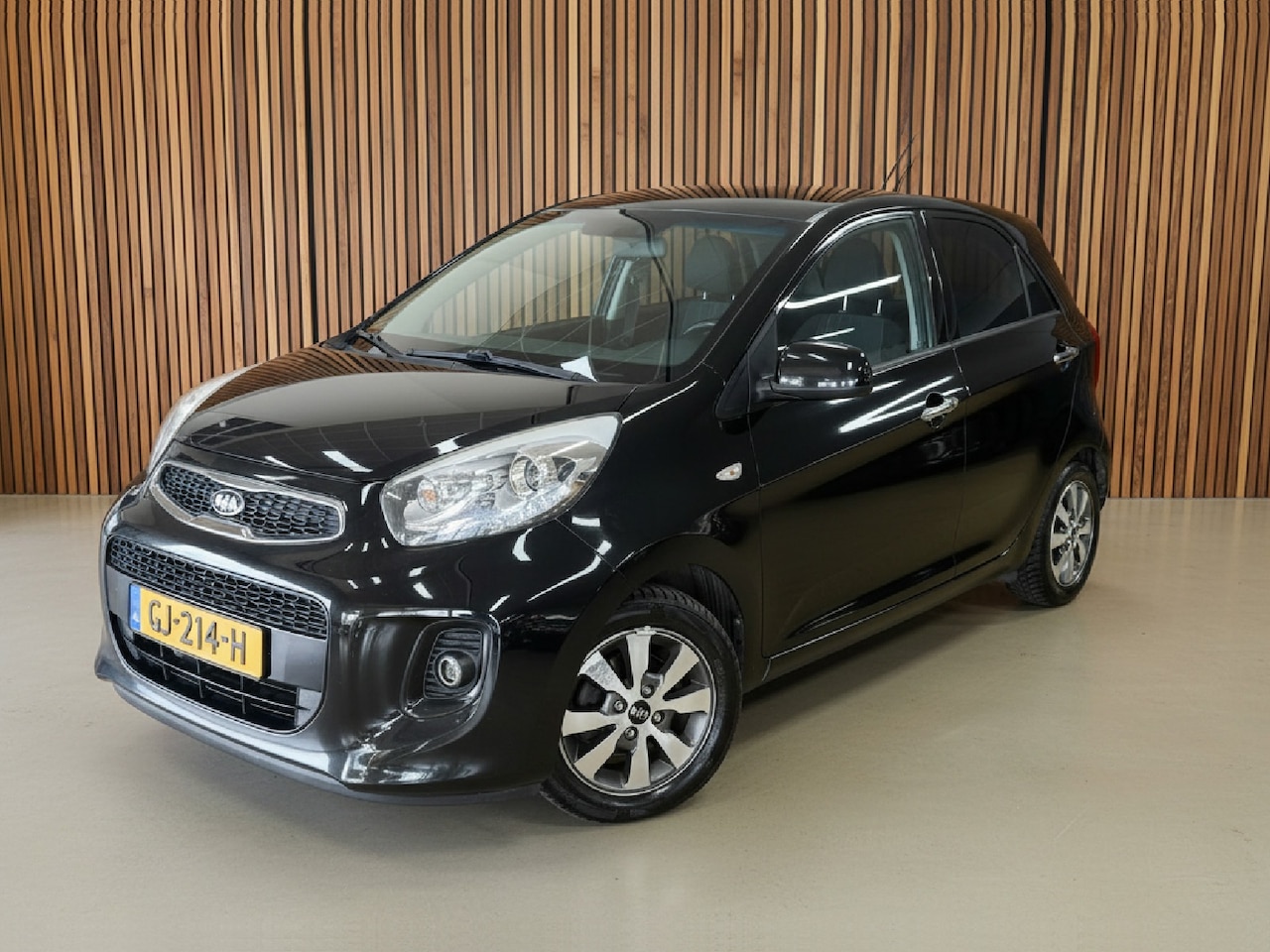 Kia Picanto - 1.0 CVVT First Edition | Cruise | Airco - AutoWereld.nl
