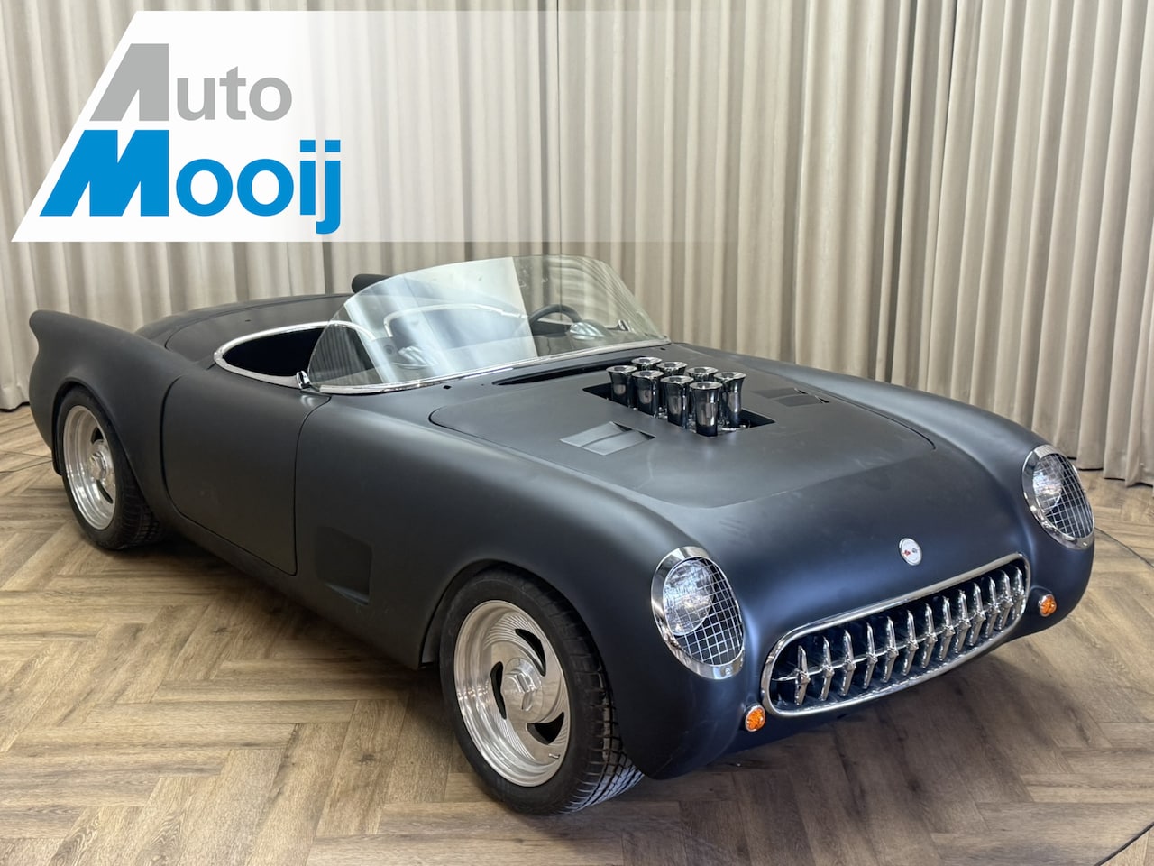 Chevrolet Corvette - C1 RESTOMOD / 524Ci (7,5L) / Wilwood / Hilborn / Nitrious / SEMA / Pro Stock / Boyd Coddin - AutoWereld.nl