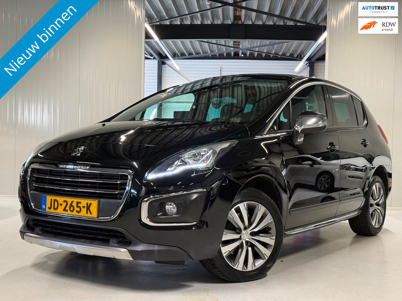 Peugeot 3008 - 1.6 165PK Allure Led|Pano|Leder|Trekhaak!! - AutoWereld.nl