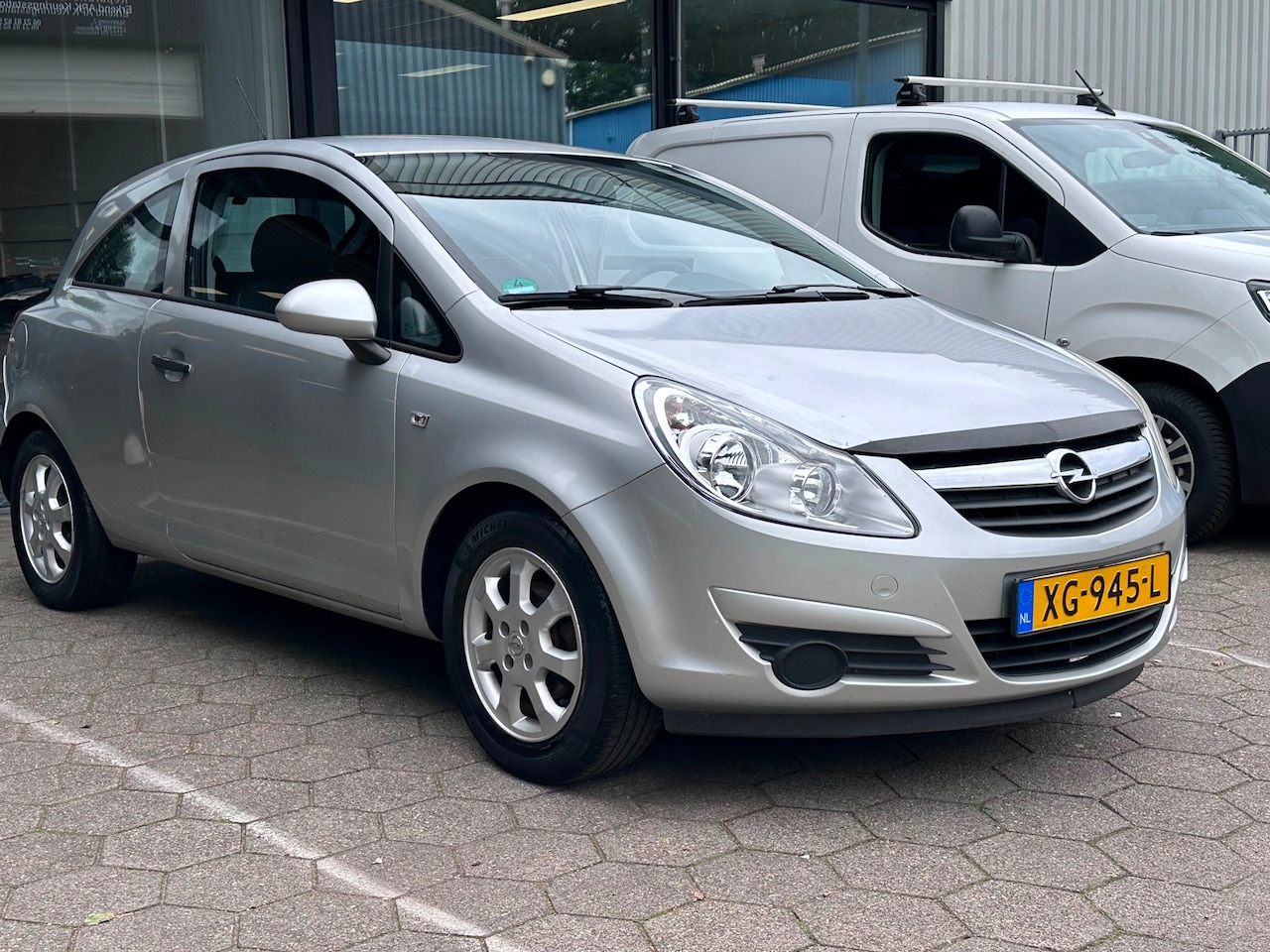 Opel Corsa - 1.2-16V Essentia/ LPG-G3/ - AutoWereld.nl