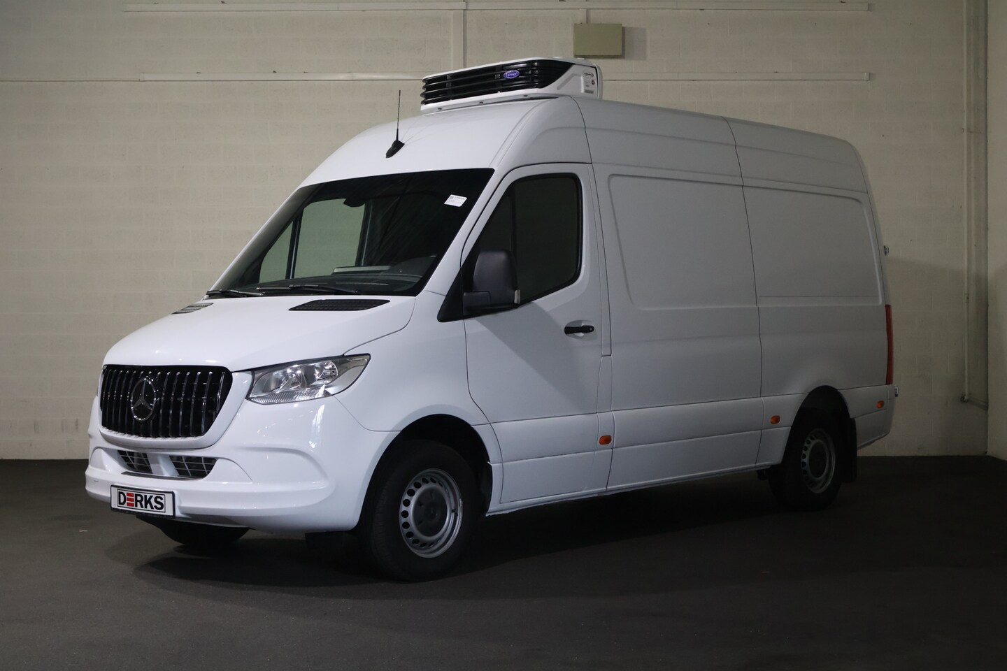 Mercedes-Benz Sprinter - 319 CDI L2 H2 Koelwagen Dag en Nacht 3.5T Trekhaak - AutoWereld.nl