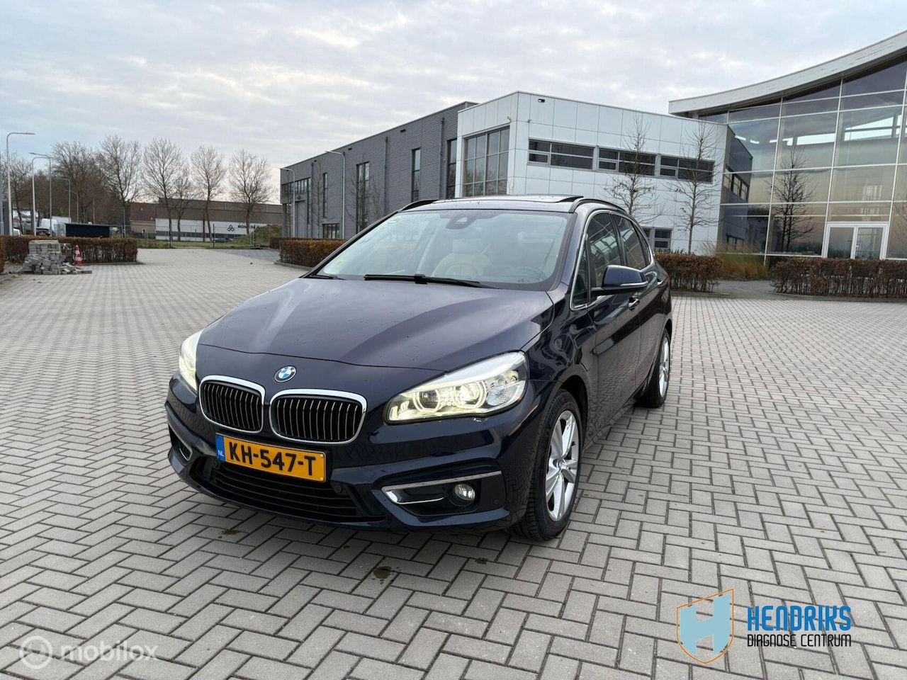 BMW 2-serie Active Tourer - 225xe Luxury 225xe Luxury - AutoWereld.nl