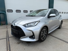 Toyota Yaris - 1.5 Hybrid Dynamic Achteruitrijcamera Apple carplay