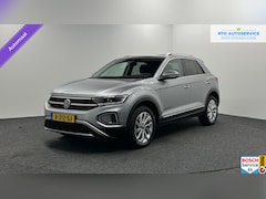 Volkswagen T-Roc - 1.5 TSI Style Business+ PANO CARPLAY ADAPTIEF CRUISE 35000 KM