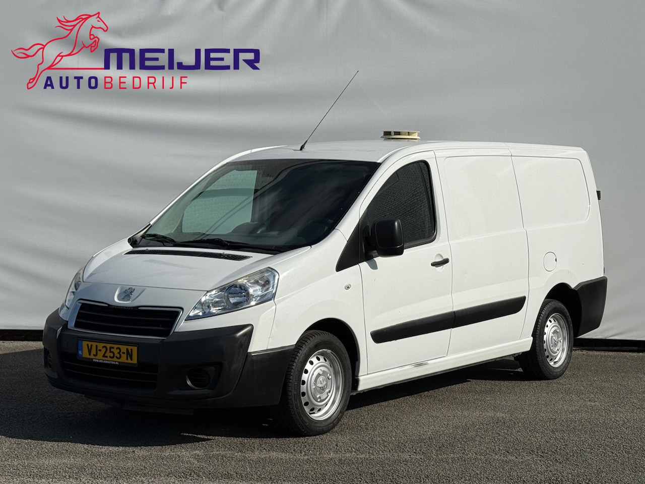 Peugeot Expert - 229 2.0 HDI L2H1 Profit+ Airco | 3 Persoons | 130 PK - AutoWereld.nl